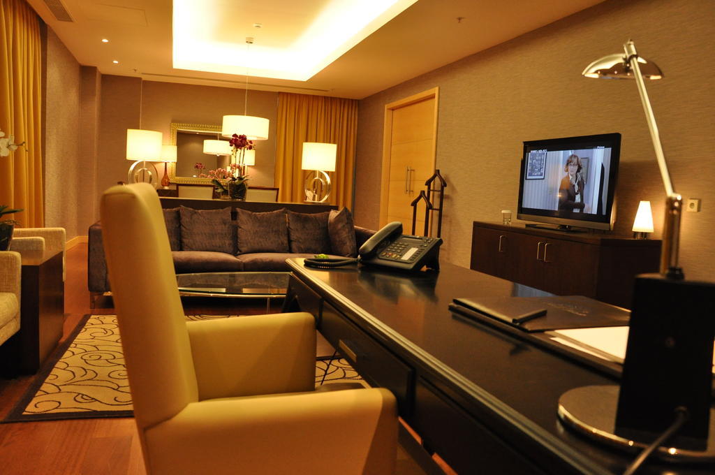 Hotel Grand Swiss Erbil Habitación foto